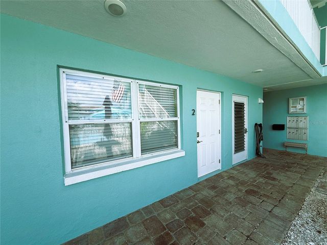 11440 1ST STREET E 2, Treasure Island, FL 33706