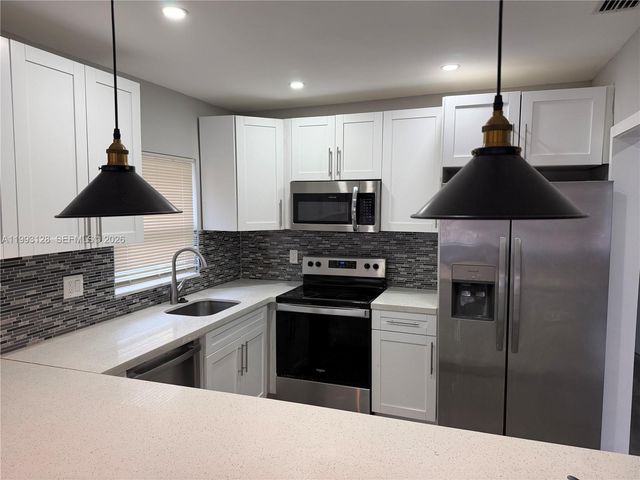 1531 NW 8th Ave 1531, Fort Lauderdale, FL 33311