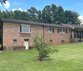2812 Old Nottoway Rd, Crewe, VA 23930