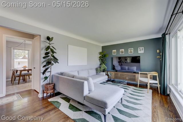 20305 Frazho Street, Saint Clair Shores, MI 48081