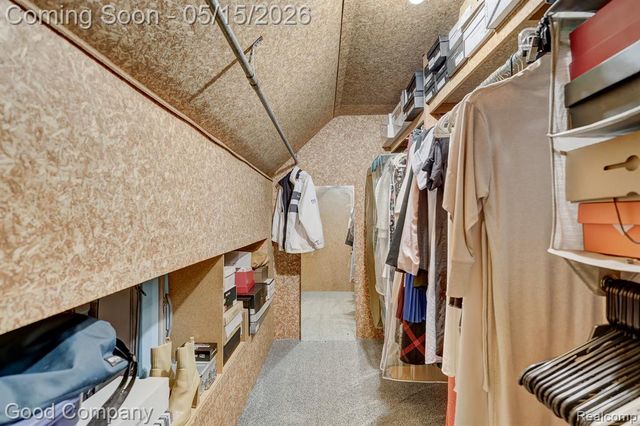 20305 Frazho Street, Saint Clair Shores, MI 48081