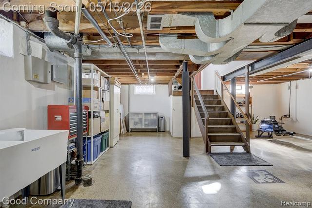 20305 Frazho Street, Saint Clair Shores, MI 48081