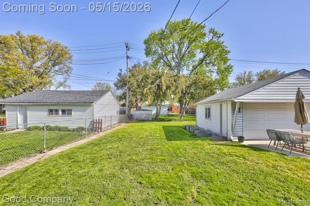 20305 Frazho Street, Saint Clair Shores, MI 48081
