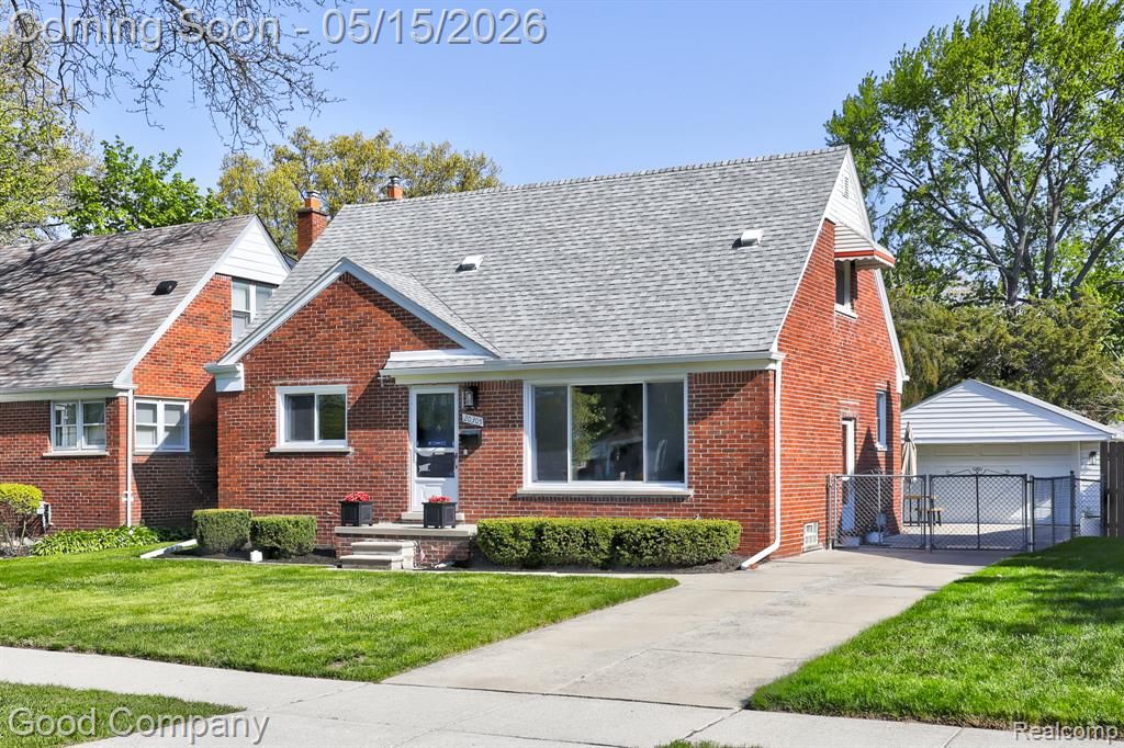 20305 Frazho Street, Saint Clair Shores, MI 48081
