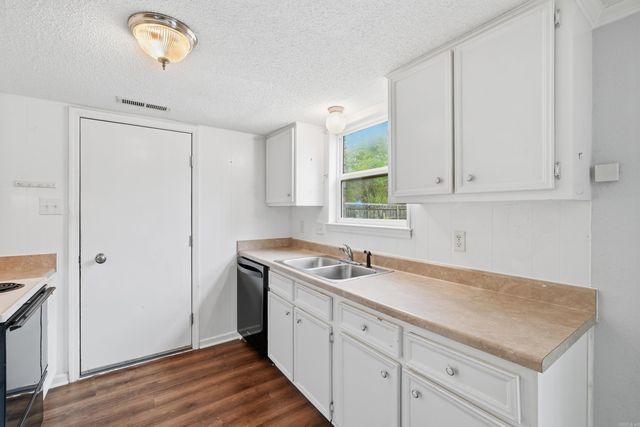 13 Donnell Drive, North Little Rock, AR 72120