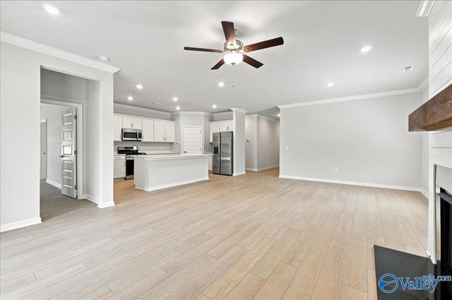 120 Southern Trail, Huntsville, AL 35811
