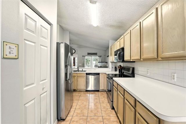 2450 SAPIER COURT, Orlando, FL 32837