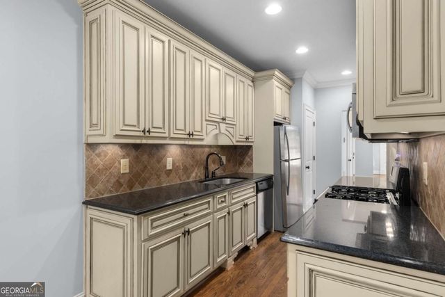 653 N Highland Avenue NE 2, Atlanta, GA 30306