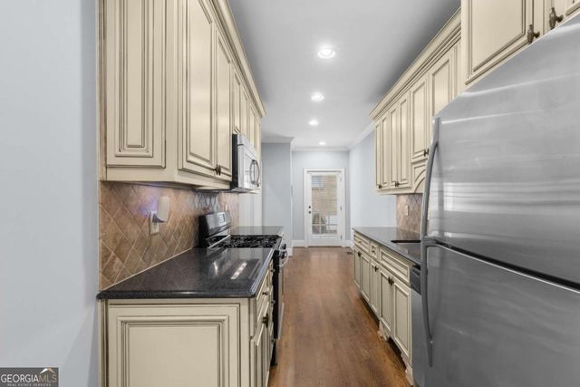 653 N Highland Avenue NE 2, Atlanta, GA 30306