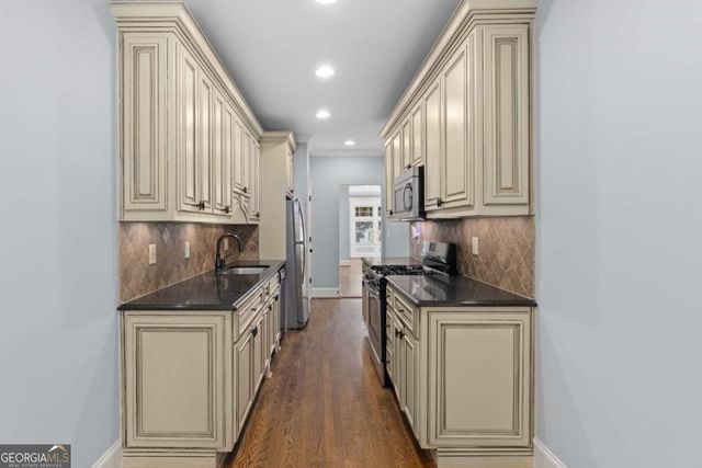 653 N Highland Avenue NE 2, Atlanta, GA 30306