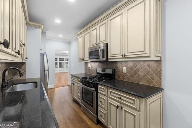 653 N Highland Avenue NE 2, Atlanta, GA 30306