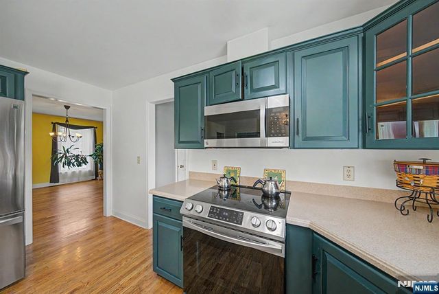 460 Shades Of Death Road, Allamuchy, NJ 07838