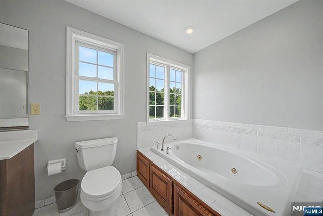 460 Shades Of Death Road, Allamuchy, NJ 07838
