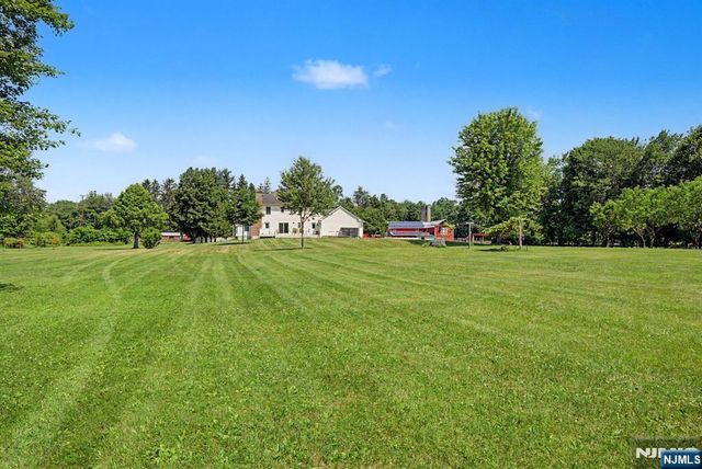 460 Shades Of Death Road, Allamuchy, NJ 07838
