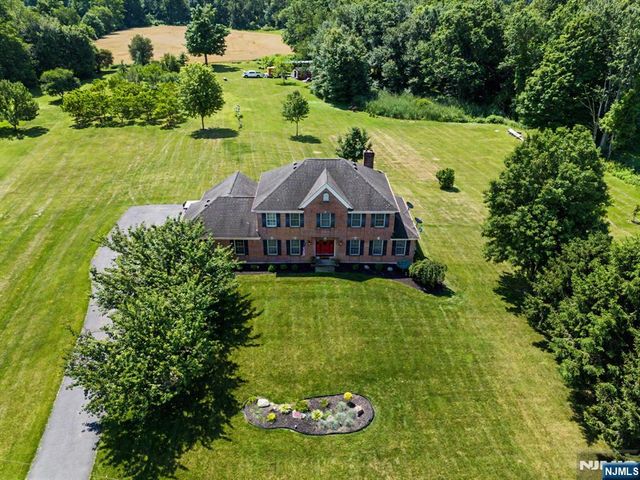 460 Shades Of Death Road, Allamuchy, NJ 07838