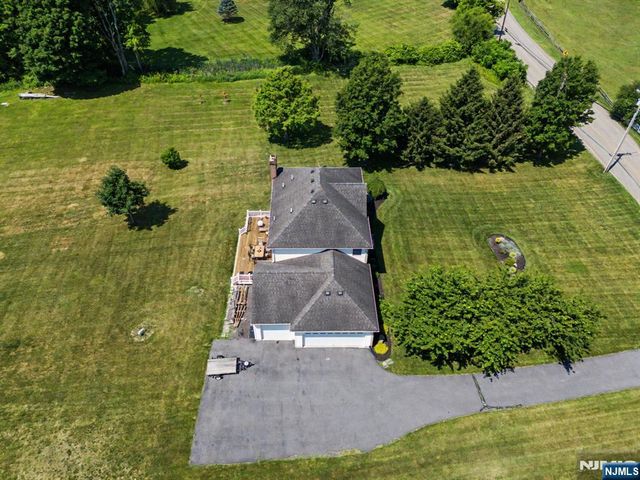 460 Shades Of Death Road, Allamuchy, NJ 07838