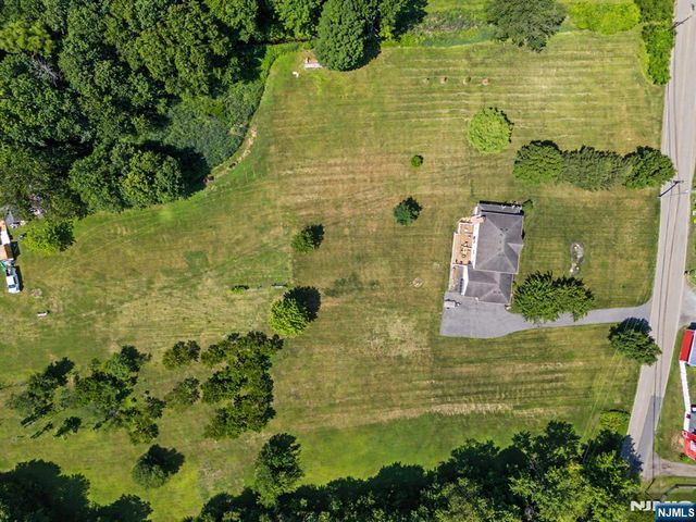 460 Shades Of Death Road, Allamuchy, NJ 07838