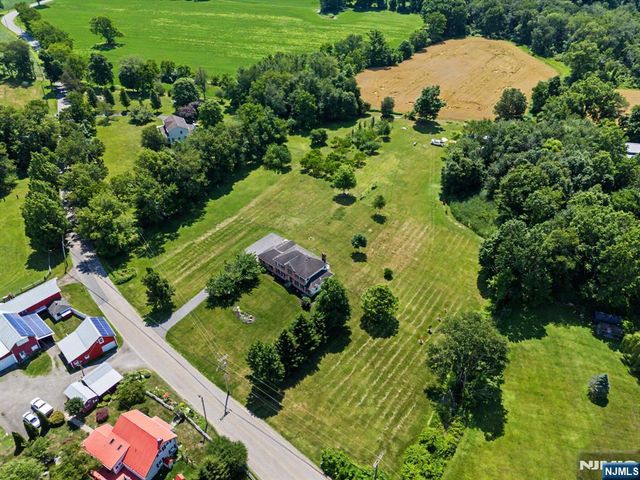 460 Shades Of Death Road, Allamuchy, NJ 07838