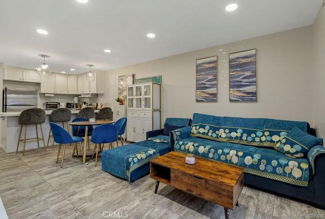 4060 Huerfano Avenue 107, San Diego, CA 92117
