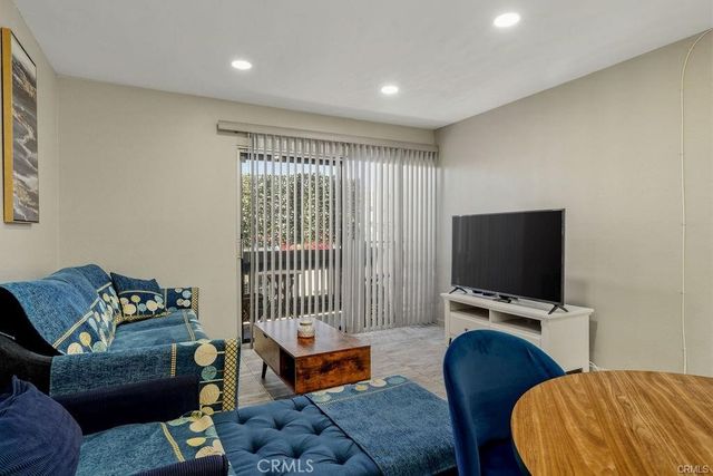 4060 Huerfano Avenue 107, San Diego, CA 92117