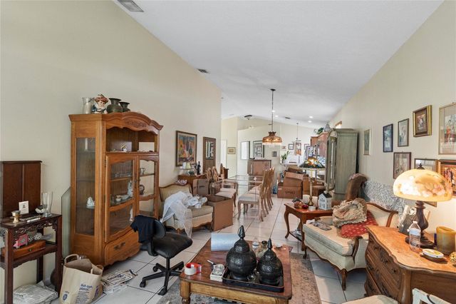 134 NW 97th Way, Coral Springs, FL 33071