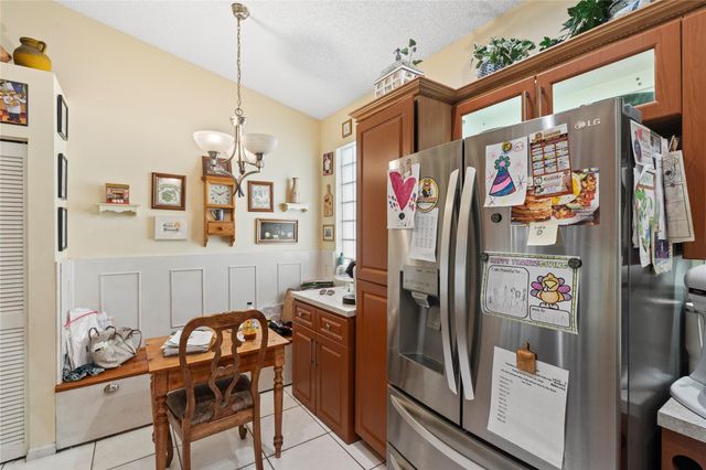 134 NW 97th Way, Coral Springs, FL 33071