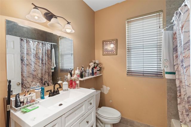 134 NW 97th Way, Coral Springs, FL 33071