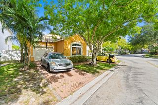 134 NW 97th Way, Coral Springs, FL 33071