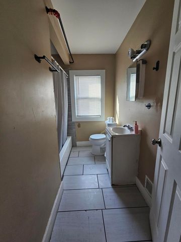 19140 Winthrop Street, Detroit City, MI 48235