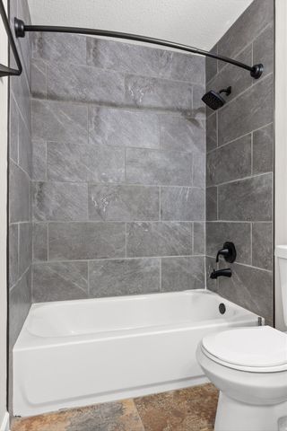 310 School Street, Rossville, GA 30741