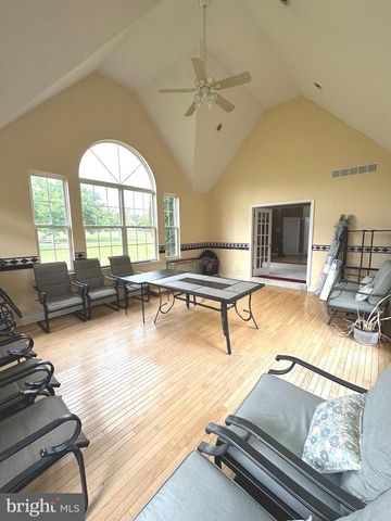 152 JOCKEY HOLLOW RUN, Swedesboro, NJ 08085