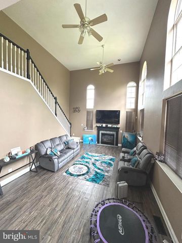 152 JOCKEY HOLLOW RUN, Swedesboro, NJ 08085