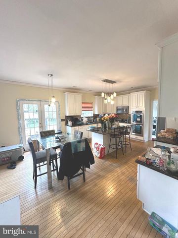 152 JOCKEY HOLLOW RUN, Swedesboro, NJ 08085