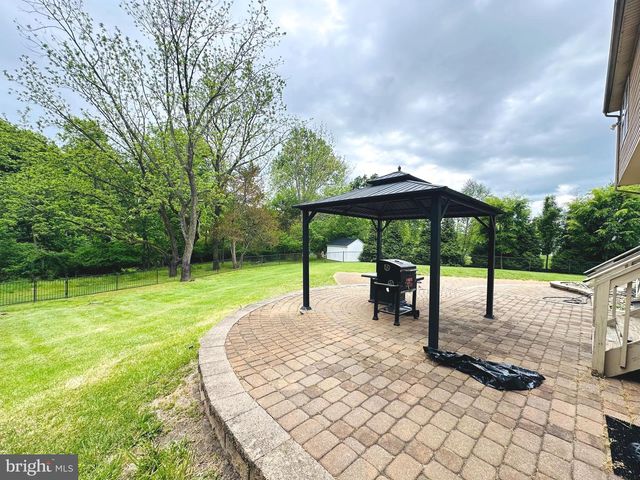 152 JOCKEY HOLLOW RUN, Swedesboro, NJ 08085