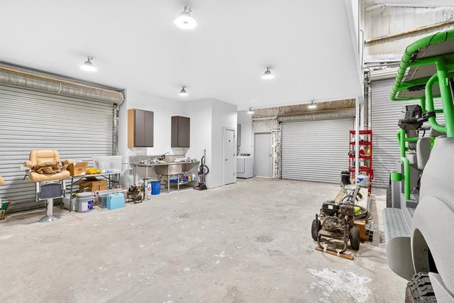 220 E Brundrett Ave, Port Aransas, TX 78373