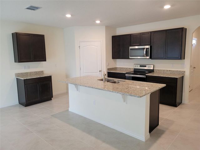 1332 SUGARWOOD STREET, Davenport, FL 33837