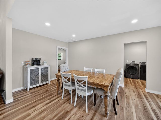 411 Avila LN, Briggs, TX 78608