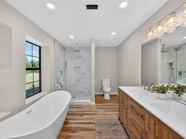 411 Avila LN, Briggs, TX 78608