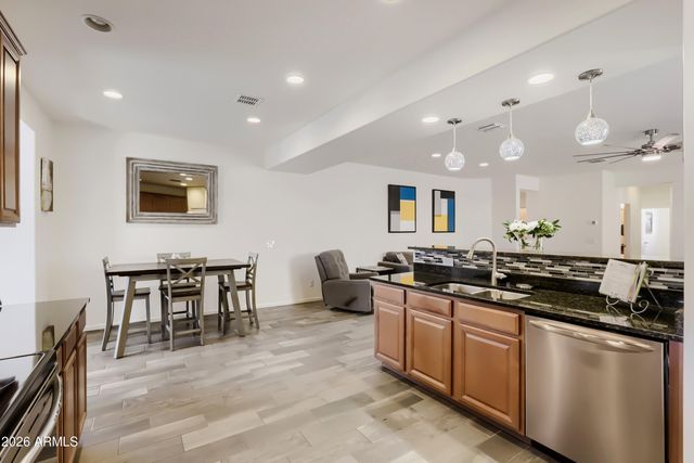 7633 W WHITEHORN Trail, Peoria, AZ 85383