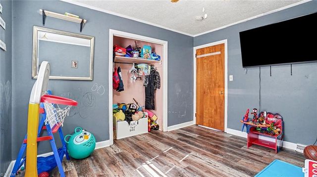 302 Huntington Park, Thomasville, NC 27360