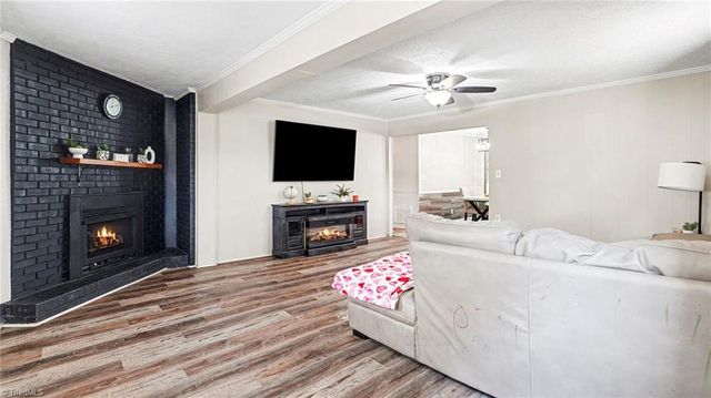 302 Huntington Park, Thomasville, NC 27360