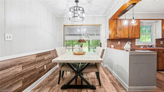 302 Huntington Park, Thomasville, NC 27360