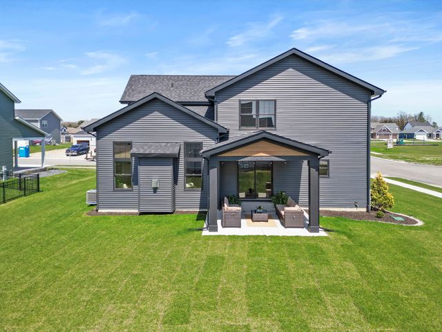 5833 W 134th Avenue, Cedar Lake, IN 46303