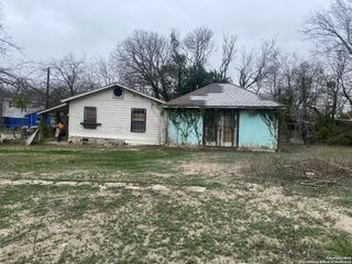 112 Bargas, San Antonio, TX 78210