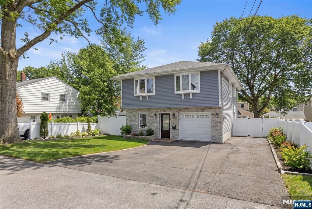 11 Belmont Avenue, Emerson, NJ 07630