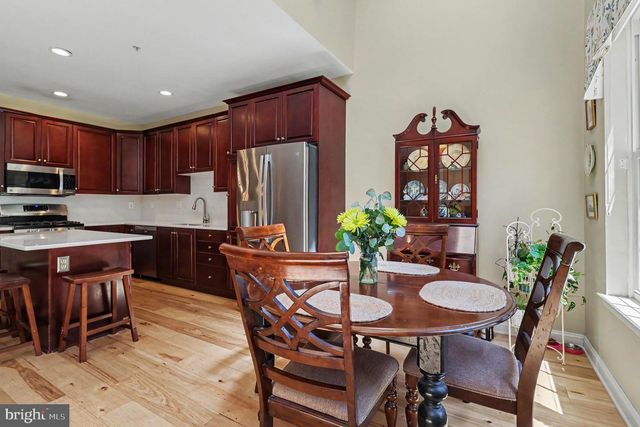 131 MEADOW VIEW LN, Lansdale, PA 19446