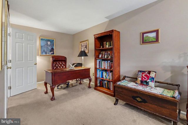 131 MEADOW VIEW LN, Lansdale, PA 19446