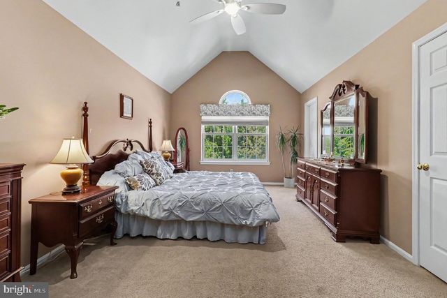 131 MEADOW VIEW LN, Lansdale, PA 19446