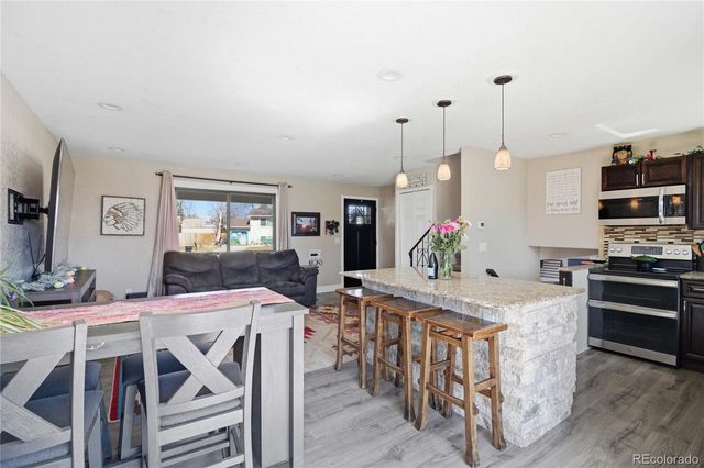 9724 W Polk Place, Littleton, CO 80123