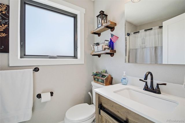 9724 W Polk Place, Littleton, CO 80123